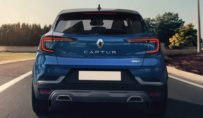 
								Renault Nuovo Captur E-Tech hybrid pieno									