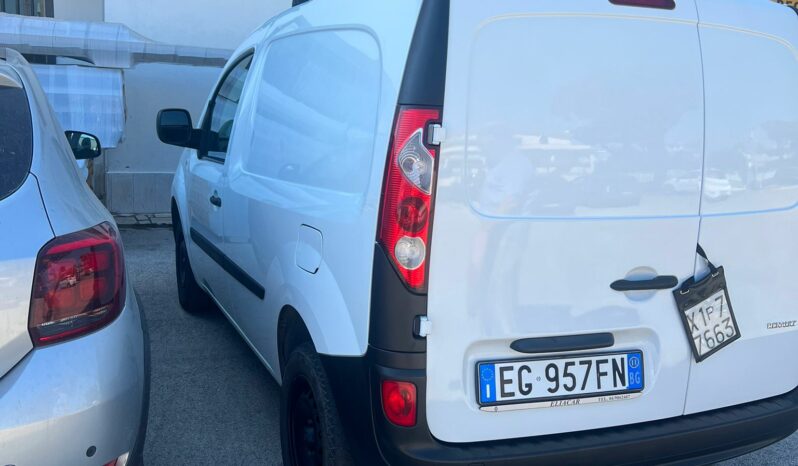 
								Renault Kangoo 2010 pieno									