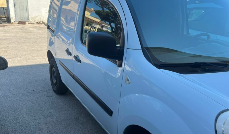 
								Renault Kangoo 2010 pieno									